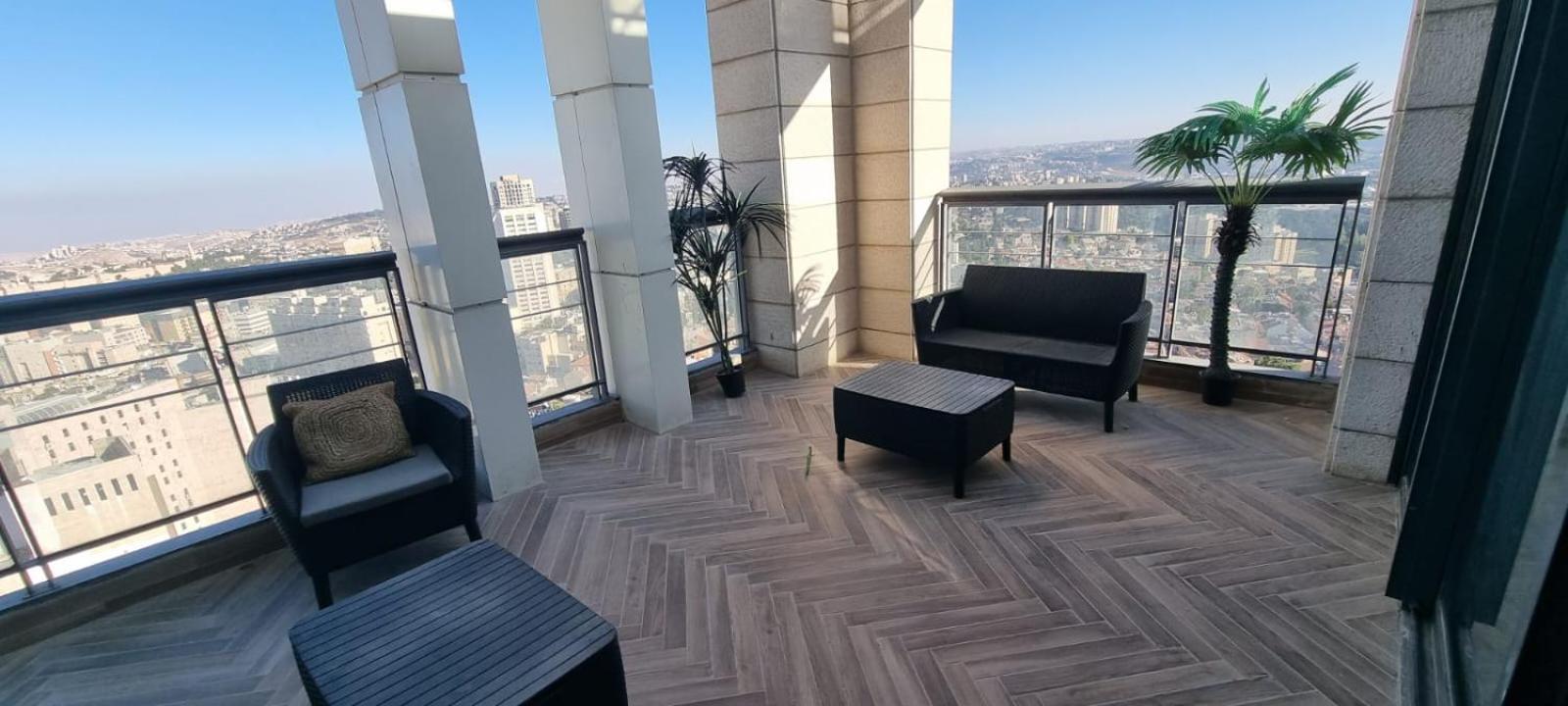 Jtower Royal Suites - The Penthouse - Alefimmoed Kudüs Dış mekan fotoğraf